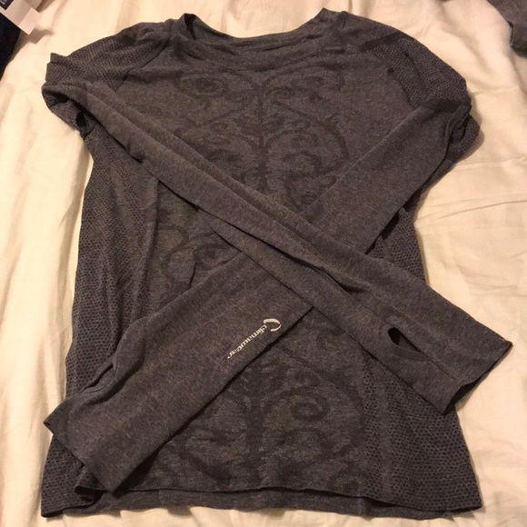 🌈3 for 20$🌈 Workout top - Picture 2 of 5